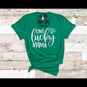 One Lucky Mama Unisex T-shirt